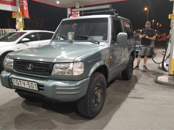 HYUNDAI Galloper