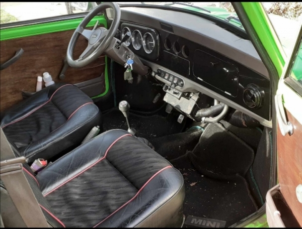 AUSTIN Mini