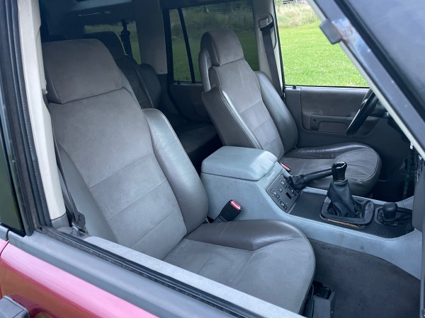 LAND ROVER Discovery 2