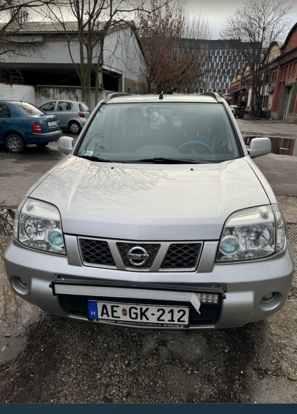 NISSAN X-trail