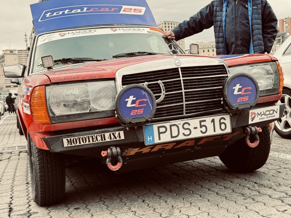 MERCEDES W123 Pilato