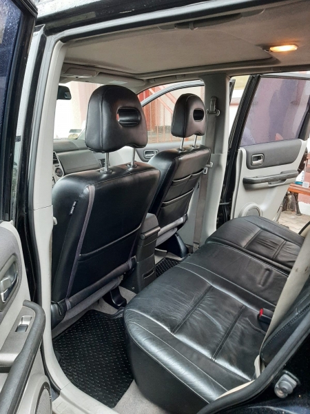 NISSAN X-trail
