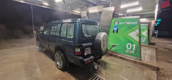 MITSUBISHI  Pajero 