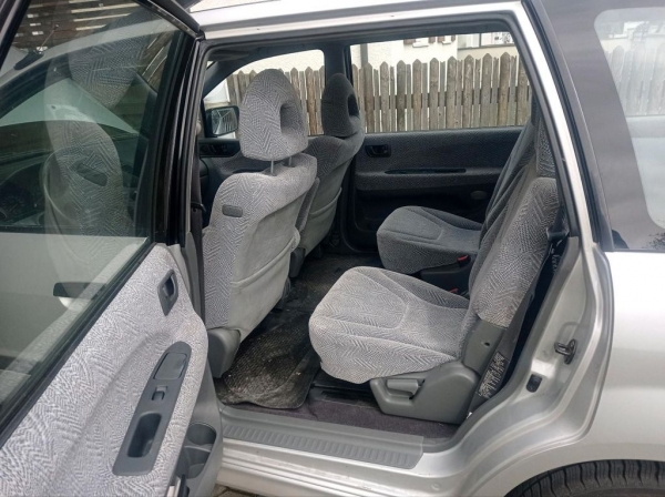 MITSUBISHI Space Wagon