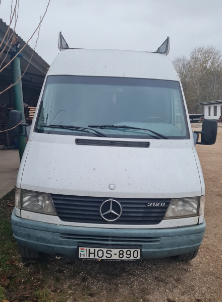 MERCEDES-BENZ 310d-ka Sprinter 