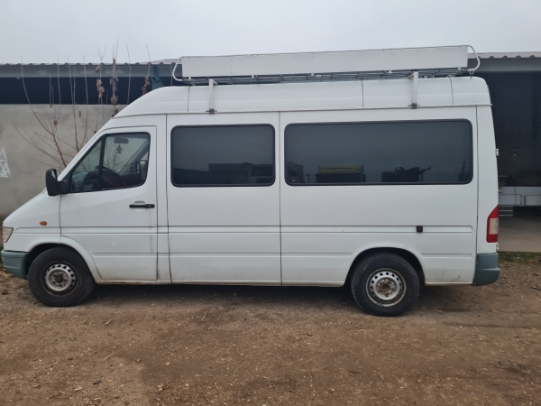 MERCEDES-BENZ 310d-ka Sprinter 